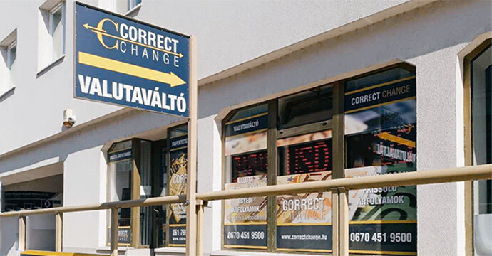 Correct Change Miskolc Currency Exchange – a currency exchange office in Miskolc, located at the corner of Búza Square and Zsolcai Gate. | © Correct Change